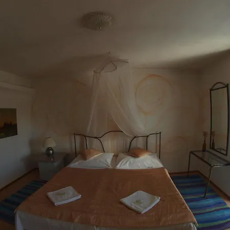 Hotel Zebrak Otel